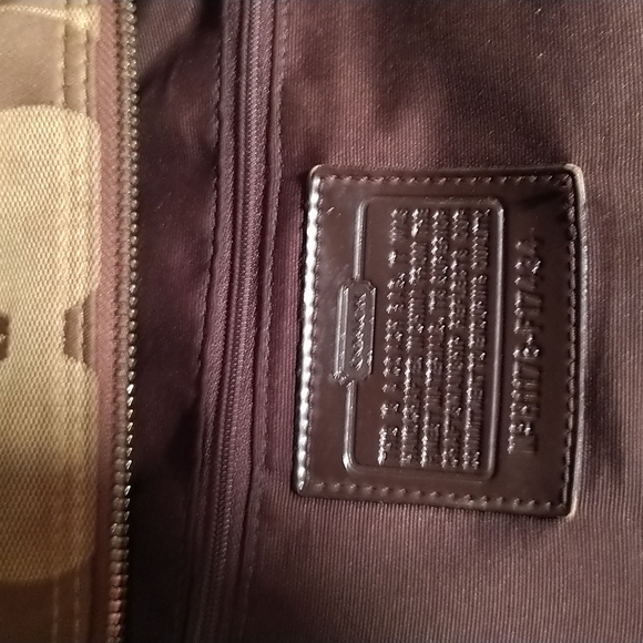 Coach bag. - Picture 3 of 4